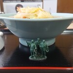 Kamaman Shokudou - 味噌ラーメン 600円　側面