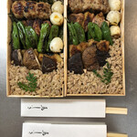 鳥しき - 『鳥しき弁当￥2800』
      