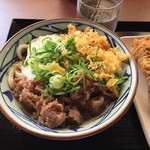 丸亀製麺 - 牛とろ玉うどん（並）