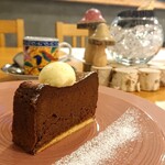 阿蘇レストラン&菓子屋 ギフト - 八品目「ガトーショコラ」
      