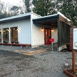 阿蘇レストラン&菓子屋 ギフト - お店外観