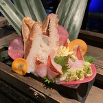 KOTETSU - お造り(松葉蟹、金目鯛)