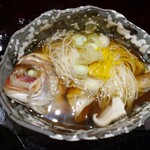 金澤 平山 - わお～～～鯛そうめん    お出汁の美味しいこと 
      一人 に 一匹    ここまでで もう お腹かなり ぱんぱん