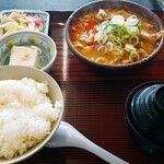 もつ煮屋 日の出食堂 - 