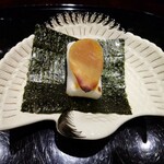 Kanazawa Hirayama - カラスミ 餅     海苔   入ったら お餅を やく芳ばしい香り       お海苔もぱりぱり   ＼(^o^)／
                        お餅もふっくら  ぶ厚いカラスミに 驚きました