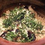 旬菜料理 山灯 - 「新生姜と鯵の土鍋炊き込みごはん」；炊き上がってから焼き鯵を混ぜ込むので、焼き鯵の香り豊か♪