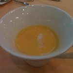 旧軽井沢ホテル音羽ノ森 - 朝食：人参のスープ
