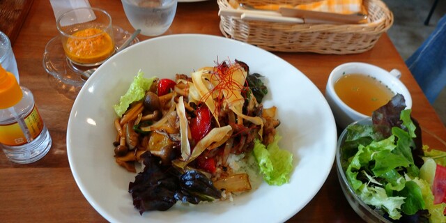 ボリジ Borage Dining Cafe 新西脇 洋食 食べログ