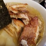 塩そば専門店 桑ばら - 塩ワンタンそば