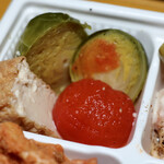 波へい - トマトと芽キャベツ