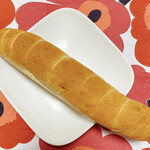 ポワンタージュ - ミルクフランス　生地の小麦のおいしさ　¥230