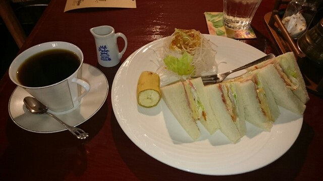 カフェステージバークリー 亀山 喫茶店 食べログ