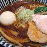 らぁ麺 おかむら - 煮玉子は、お得意様パスポートで無料。