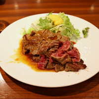 キャトルラパン 北梅田 - ステーキランチ(肉2枚 400g 税込1,350円)