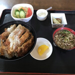 Daihachi Udon - カツ丼定食。( ´∀｀)