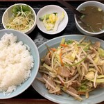 Marufuku - 肉野菜炒め定食 950円