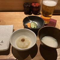 田町 鳥心 - ＊ お通し　<ぬか漬け､梅おろし､鶏白湯> 500円