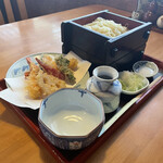 手打ちそば 梅蕎麦 - 二色せいろ天ぷら付