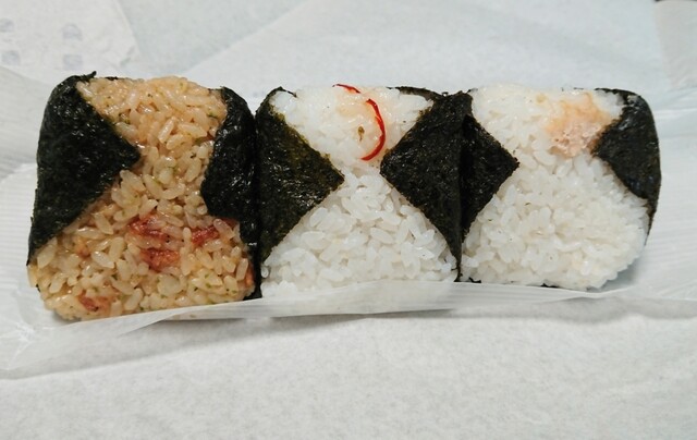 米屋の手作りおにぎり多司 新瑞北店 瑞穂運動場西 おにぎり 食べログ 米屋の手作りおにぎり多司 新瑞北店 瑞穂運動場西 おにぎり 食べログ