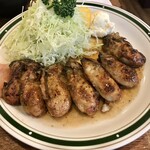 かつれつ四谷たけだ - 牡蠣増量：左端にベーコン