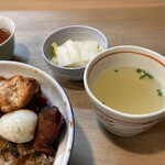 栄一 - 焼鳥丼と絶品スープ
