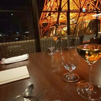 ワカヌイ グリル ダイニング バー 東京 - 