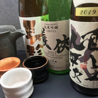 Specialty sake. You can compare your tastes.