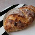 ブーランジェリーボヌール - 季節のフランスパン ゆず＆ホワイトチョコ