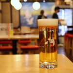 Sakaba Sutando Nyu-Tsurumatsu - 生ビール(サッポロ 黒ラベル)