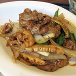 中華厨房 たんたん - 味付けは回鍋肉っぽくとても美味しい