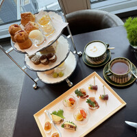 ザ タヴァン グリル＆ラウンジ - 