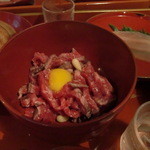 駒の湯山荘 - ユッケ刺し