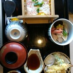 厨房三菜膳 - 天ぷらとカニせいろ 1,430円