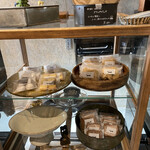 ニチ ニチ ベイク - 焼き菓子もたくさん♡