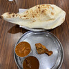 デヴィ インディア - 料理写真:チキンカレー、マトンカレー、ナン、タンドリーチキン