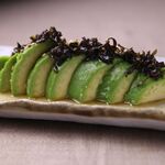 Avocado and salt kelp