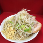 ラーメン二郎 - ヤサイが偏り気味 (^^