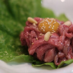 焼肉もとやま - 和牛の炙りユッケ