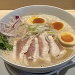 鶏白湯ラーメン ムツキ - 