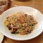 Nonnki PASTAYA - 山の幸たっぷり和風パスタのポン酢おろし添え