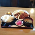 レストランみのわ - A定食(コーヒー付き、870円)