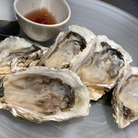 COLONIAL BEACH 横浜ハンマーヘッド - 