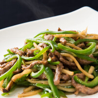 ピーマンと細切り牛肉炒め