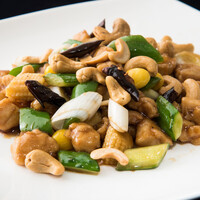 鶏肉と野菜のカシューナッツ炒め