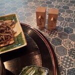 Soba Dokoro Bai Ryuu - 黒七味、山椒