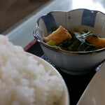 MORI - 厚揚げ豆腐と青菜の煮浸し