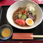 レストラン京泉 - 韓国冷麺…キムチで泣く