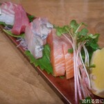 うどん居酒屋 海士麺蔵 - お刺身5種