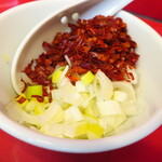 ラーメン二郎 - 待ってる間にカスタマイズ♪