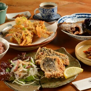 茶房 たんぽぽ_1